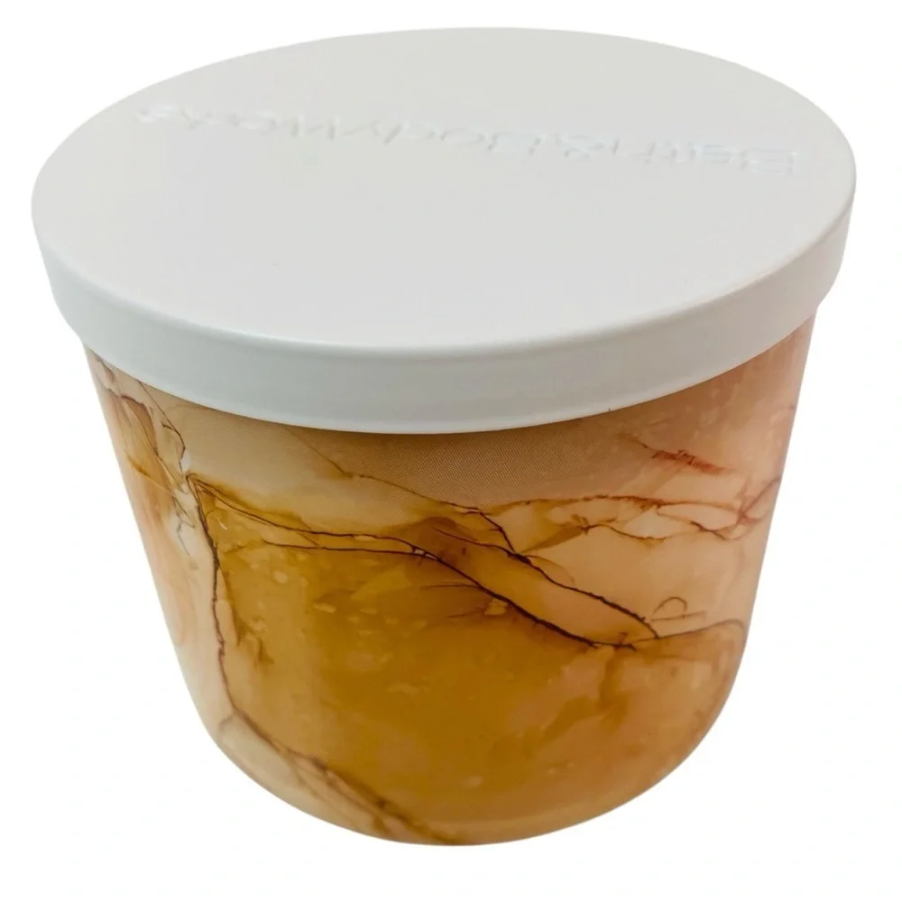 Bath & Body Works this peach
